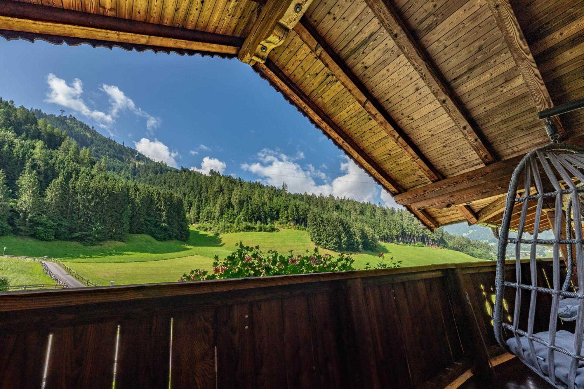 Landhaus Ifangl Mayrhofen Bagian luar foto